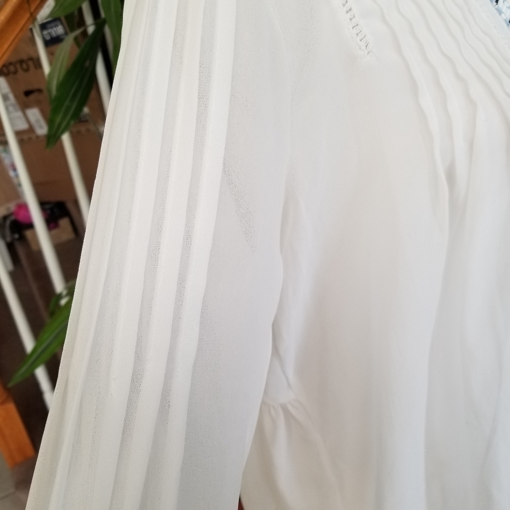 Charming Charlie Sheer 3/4 Sleeve Blouse Lg - Picture 6 of 9